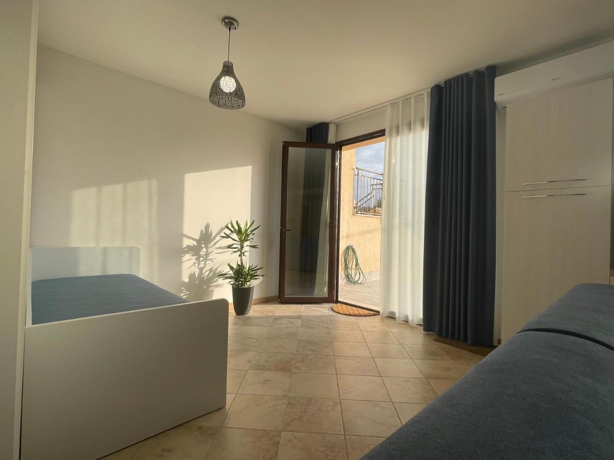 Gioia'S House Apartment Кустоначи Екстериор снимка